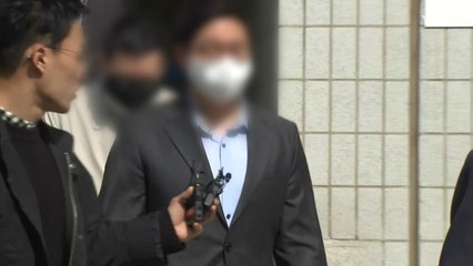 '코인 상장 청탁' 거래소 전 직원·브로커 구속 / YTN