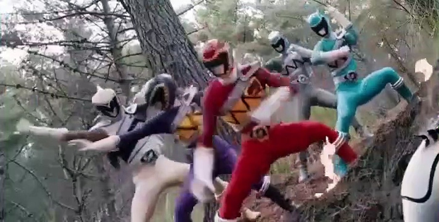 Power Rangers Dino Super Charge E010