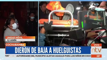 Dan de baja a los dos maestros que realizaban huelga de hambre en Cochabamba