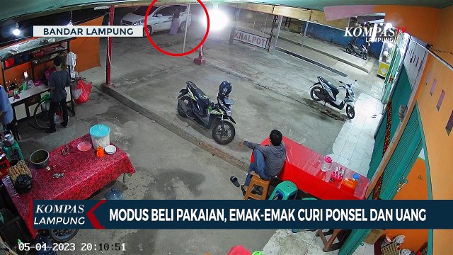 Emak-Emak Curi Ponsel dan Uang Bermodus Beli Pakaian