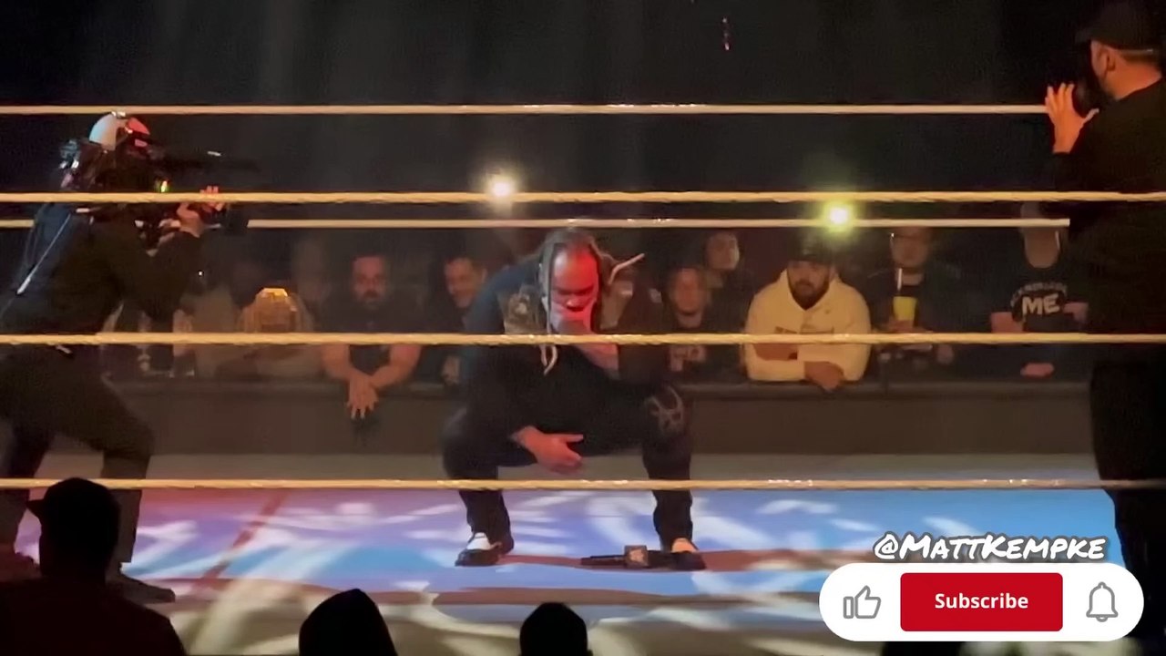 Bray Wyatt Mandible Claw on Crew, Teases The Fiend Return Full Segment - Xmas Smackdown 12/23/22