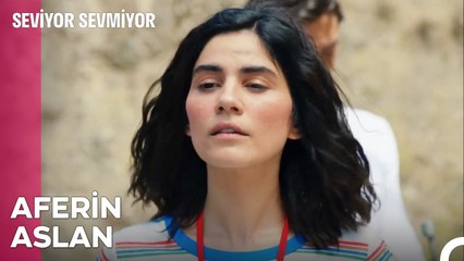 Her İşten Anlayan O Kız - Seviyor Sevmiyor