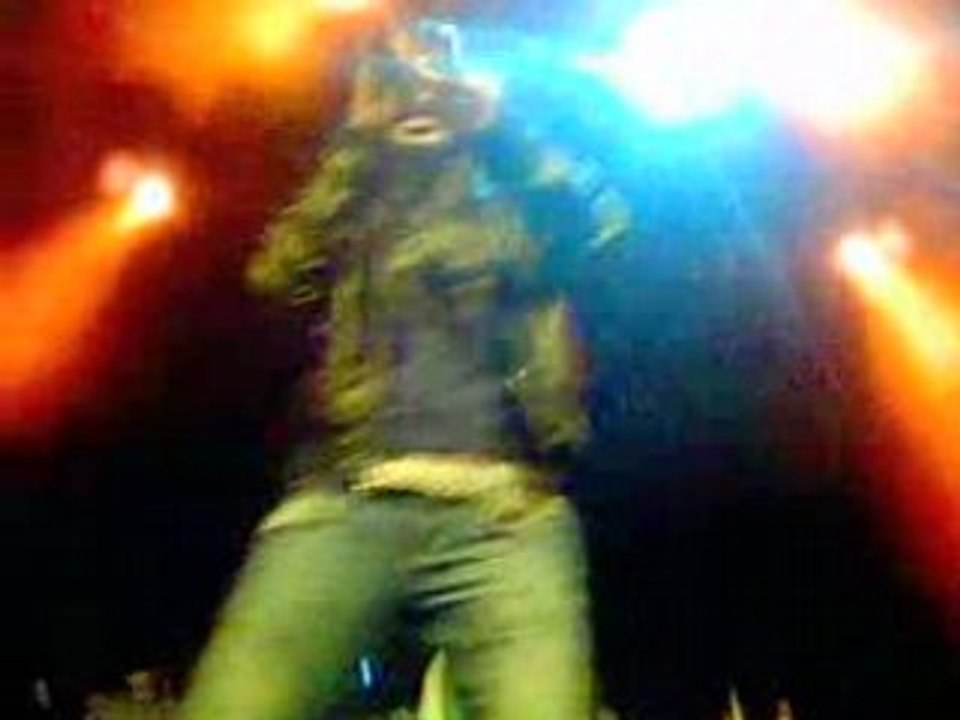 c'est chelou zaho premiere parti de la fouine a la cigale