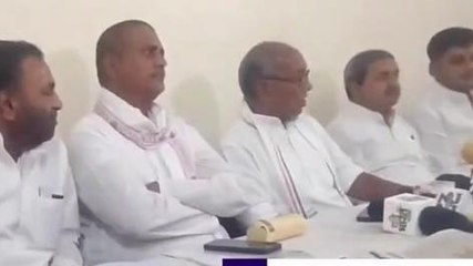 दिग्विजय ने खोली पोल: बोले जेल जाने से मैने बचाया, सबके उस्ताद है नरोत्तम मिश्रा