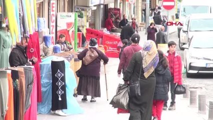 MARDİN'DE TARİHİ ÇARŞILARDA BAYRAM HAREKETLİLİĞİ