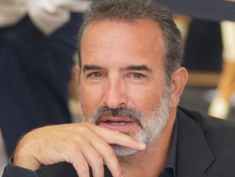 Tu aurais eu 90 ans , Jean Dujardin publie un message déchirant, preuve qu’il n’a pas encore accepté la disparition de son mentor, Jean-Paul...