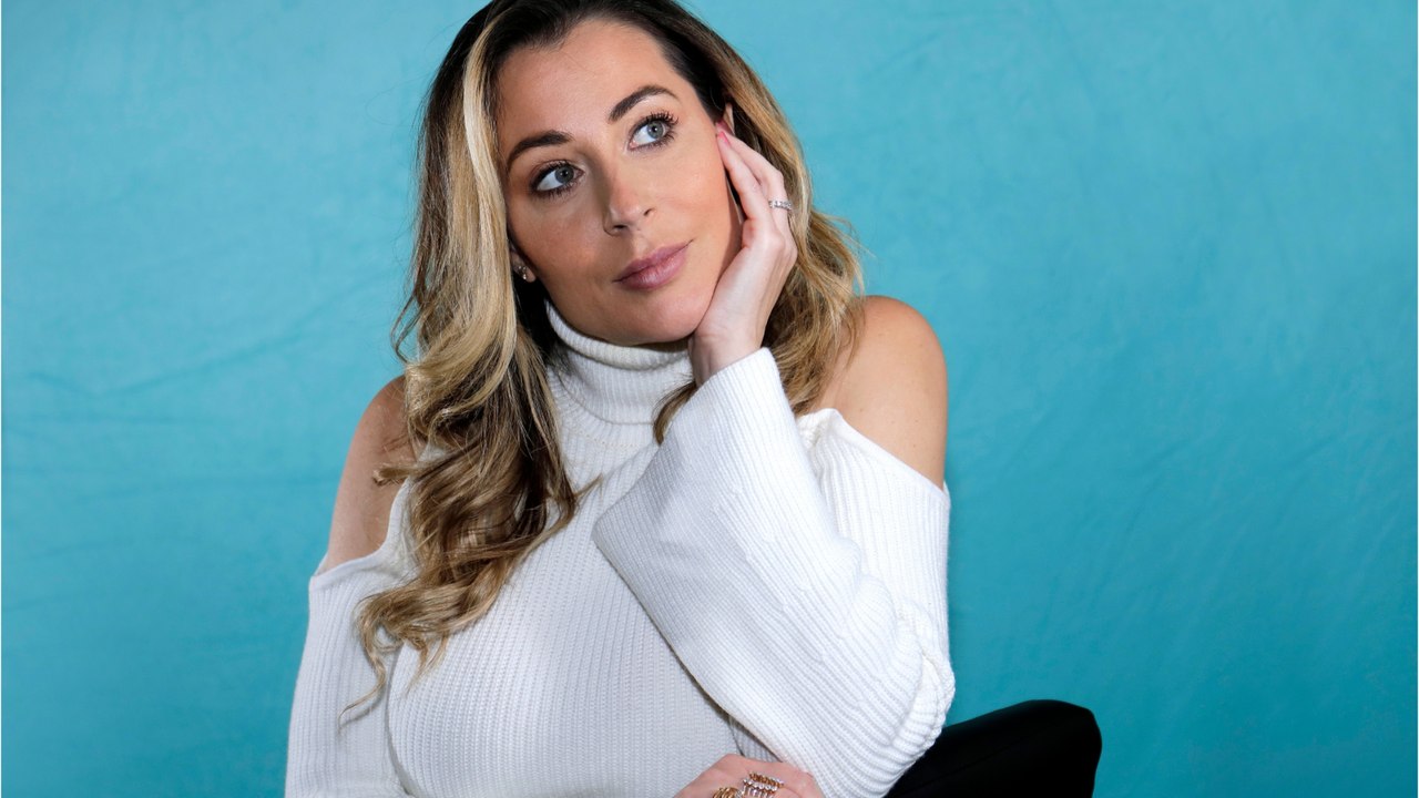 VOICI - "J'ai dit oui" : Magali Berdah fiancée, la folle demande en mariage de son futur mari, Stéphane Teboul