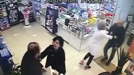 İstanbul'da eczacıya "muadil ilaç" saldırısı