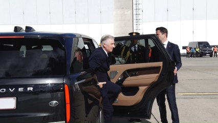 Départ du Roi Philippe vers la Guyane pour le lancement d'un satellite dédié à l'exploration de Jupiter