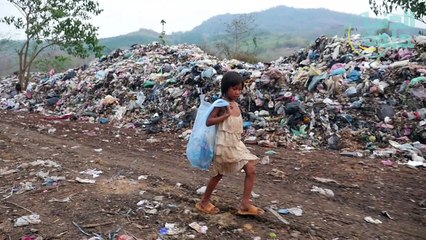 نشطاء يدافعون عن حقوق المهمشين 🌍