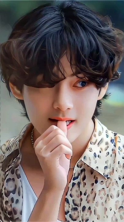 Shy_boy_sooo_cute#kpop#thv_#taehyung#taehyungcutemoments_#taehyungcute