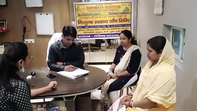 पत्रिका स्थापना दिवस पर लगा चिकित्सा शिविर