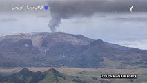 تصاعد الدخان من فوهة بركان نيفادو ديل رويز في كولومبيا