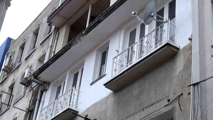 Ayrılık aşamasındaki eşini öldürüp eğlenmeye gitti