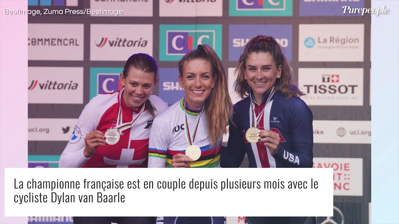 Pauline Ferrand-Prévot pose avec son compagnon (aussi une star du vélo), le visage sacrément amoché