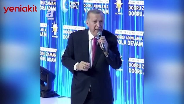 Cumhurbaşkanı Erdoğan'ın dikkatini çeken pankart! Salonda alkış tufanı koptu