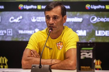 Fabián Bustos: “Nunca se me cruzó por la cabeza renunciar a Barcelona SC”
