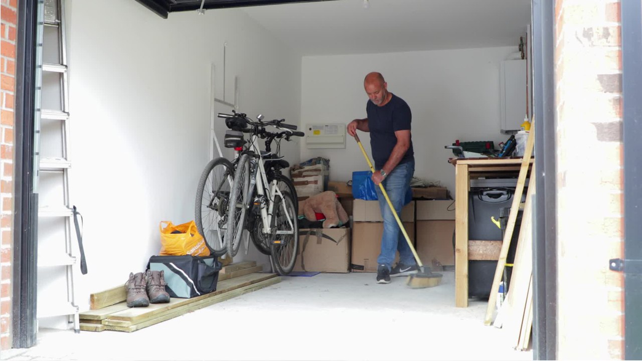 Hohe Bußgelder: Warum Sie die eigene Garage nicht als Lagerraum nutzen dürfen