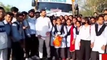 सीधी: महाविद्यालय की समस्याओं को लेकर NSUI ने किया प्रदर्शन, सौंपा ज्ञापन