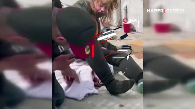 Şaşkına çeviren olay kamerada! ABD'de bir kadın sokak ortasında doğum yaptı