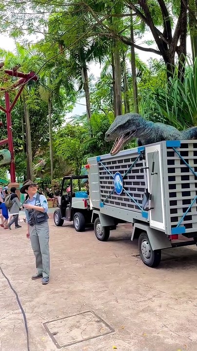 Is this a real dinosaur?