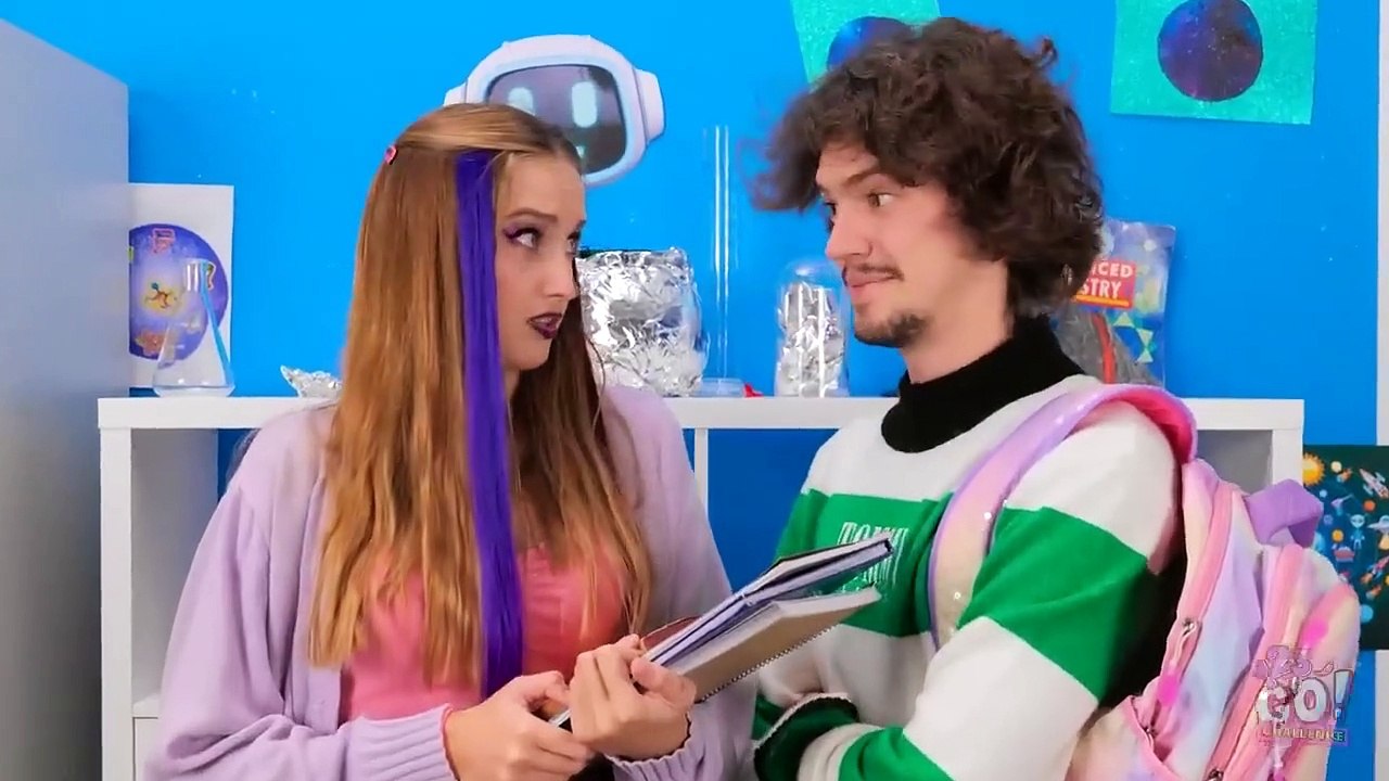 Uncommon Ways to Make Jewellery�� EPOXY RESIN VS 3D PEN DIY Gift Ideas by 123GO CHALLENGE