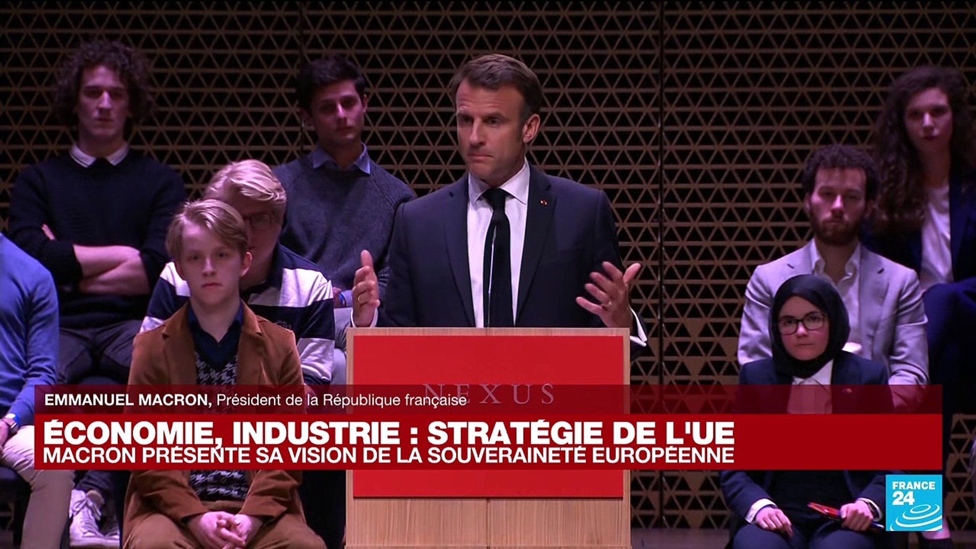REPLAY - Emmanuel Macron présente sa vision de la souveraineté européenne à La Haye