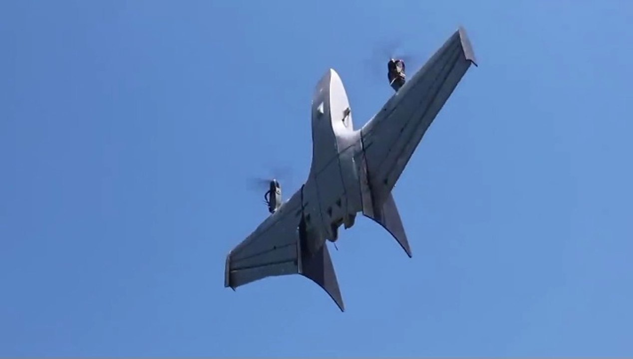 Drone jet