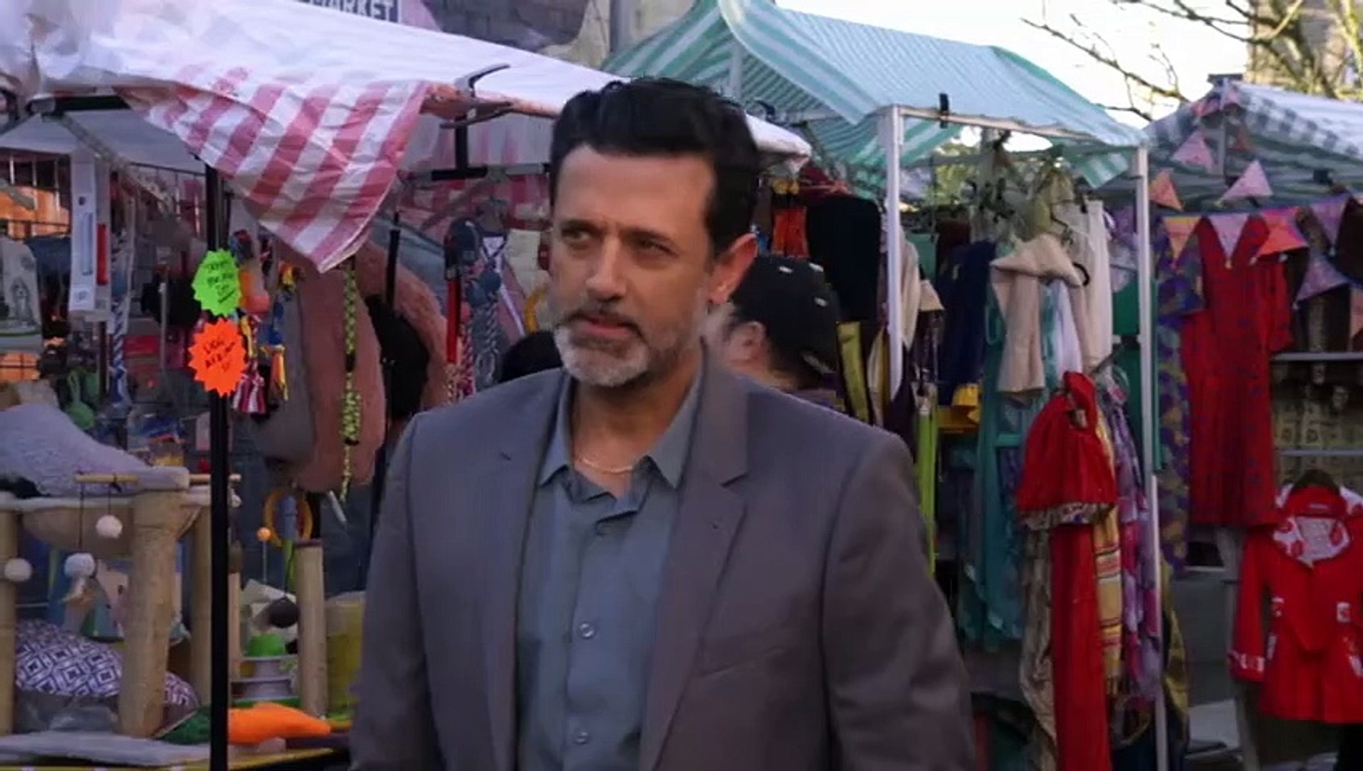 yakışıklı genç