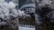 الرماد غطى قرى كاملة.. لقطات مرعبة من ثوران بركان في روسيا
