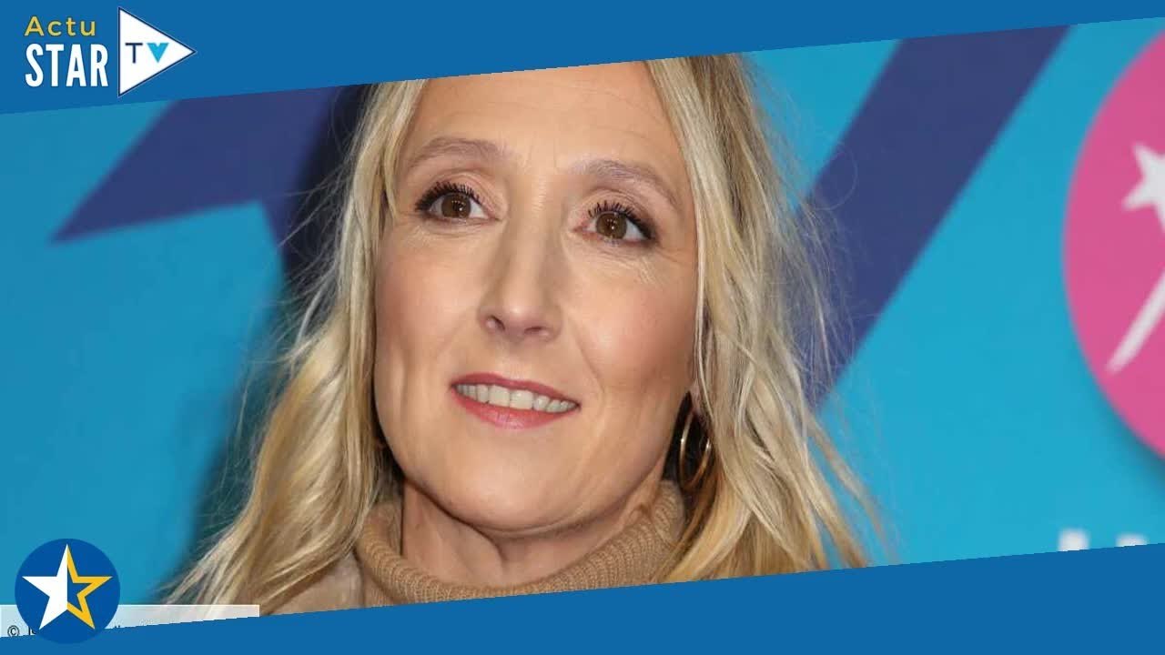 « Beaucoup trop d'amour » : Audrey Lamy ravie de la jolie surprise faite par un inconnu dans l'avion