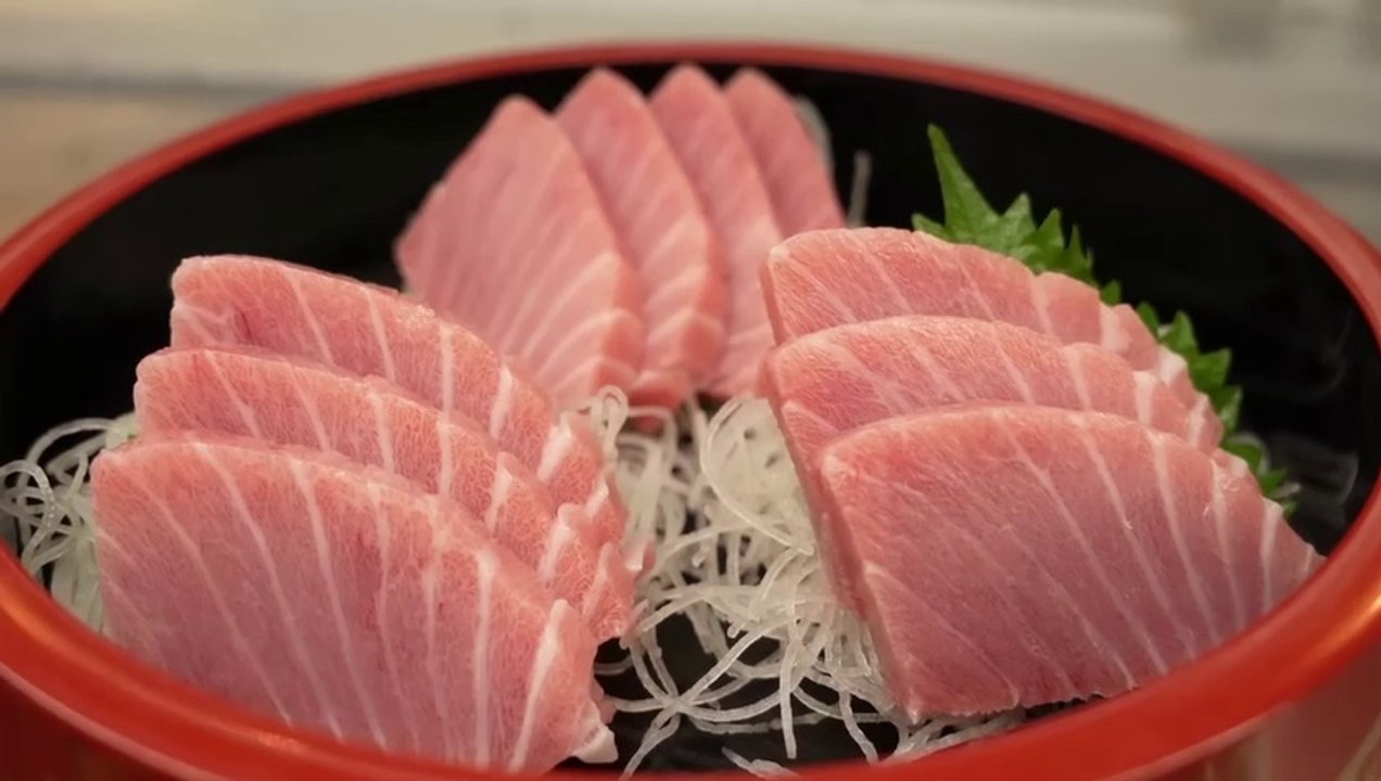 Cut 20 Tons of Tuna per Day. 300 years , Japan's seafood factory.factory tour