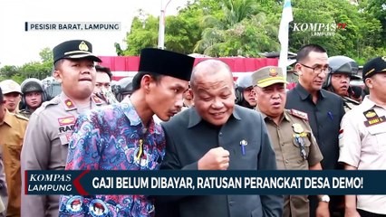 Gaji Belum Dibayar, Ratusan Perangkat Desa Demo!