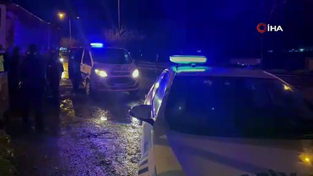 Şanlıurfa’da park halindeki otomobile tır çarptı: 1 yaralı