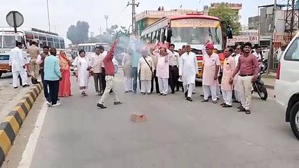 फुले का जीवन हम सबका देता है नई उर्जा