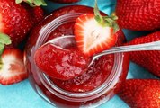 Voici les meilleures confitures de fraises, selon Yuka, avec des notes supérieures à 80/100, elles sont jugées « excellentes »
