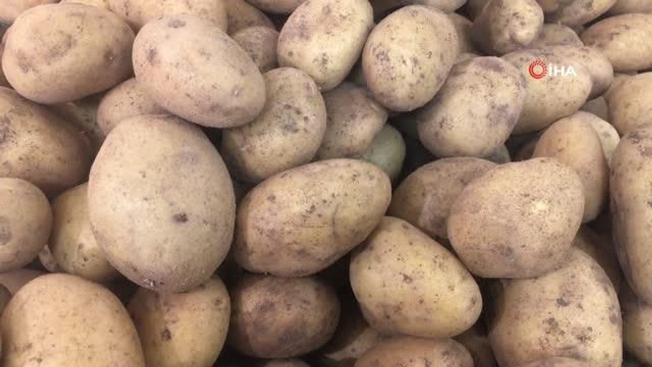 Uzmanından Ramazanda kilo almak istemeyenlere önemli tavsiye: 'İftarda hızlı ve çok yemek yemeyin'