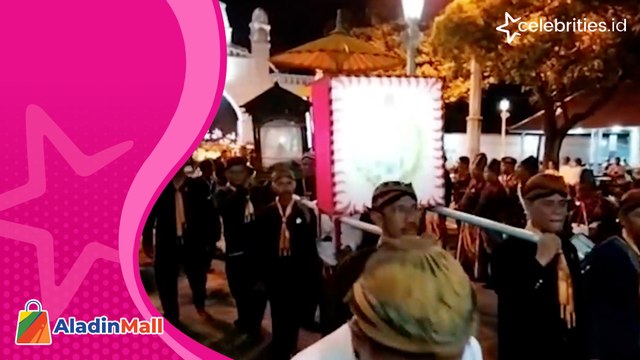 Nyala Obor dan Tumpeng Lengkapi Kirab Malam Lailatul Qadar di Keraton Solo, Iring-iringan Prajurit hingga Abdi Dalem