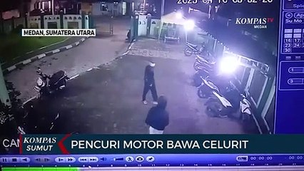 Komplotan Pencuri di Halaman Masjid di Medan Tertangkap Kamera Tenteng Celurit