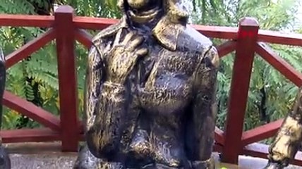 Dört kez saldırıya uğrayan 'Üç Kız' heykeli için yeni karar