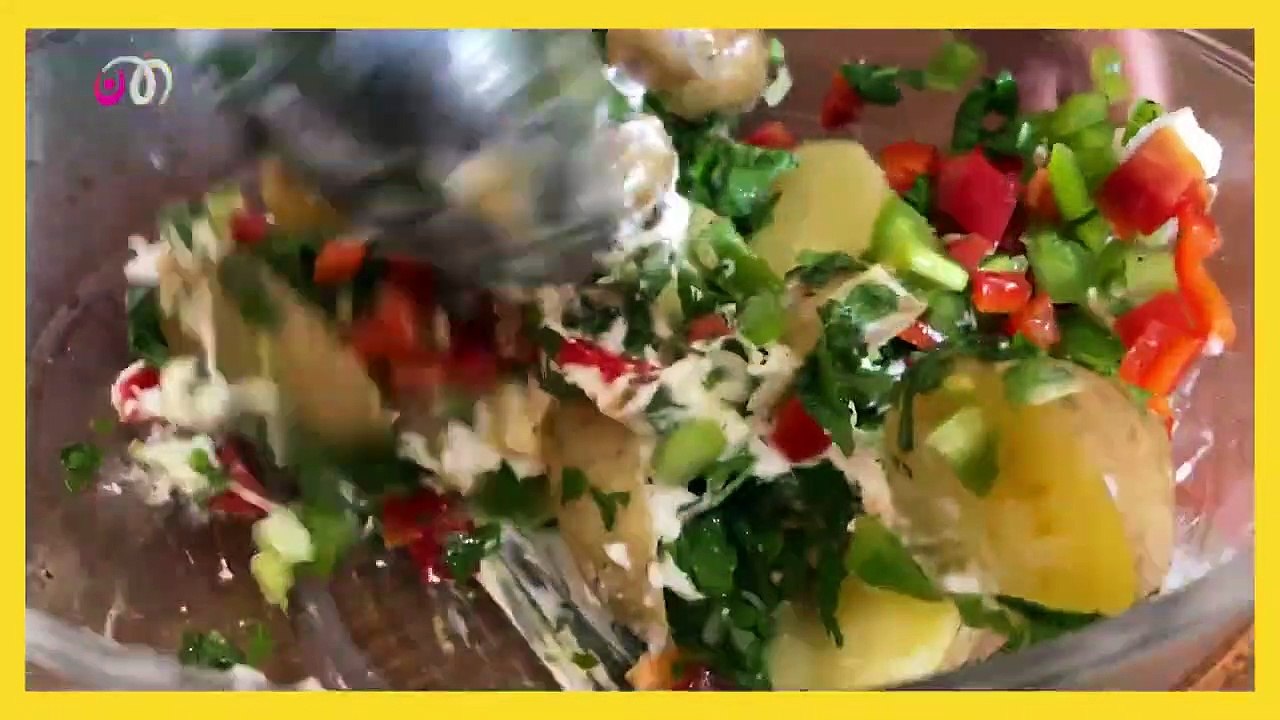 Lunch box حسن العبدالله في تحدي الاسئلة وآية طالب تحضر كباب عراقي مع تيراميسو | المشاهير
