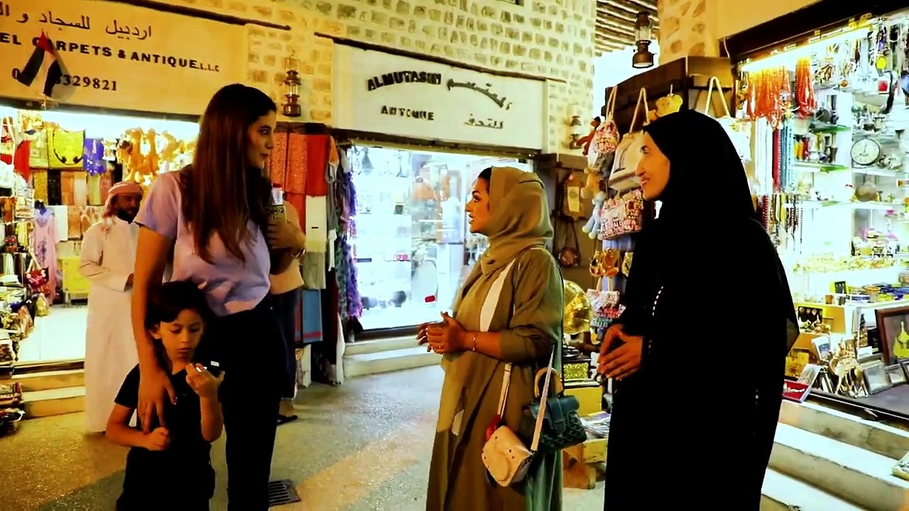 Drop The Pin 23 | جولة في قلب الشارقة و سوق الشناصية و جزيرة النور للإستمتاع بأجوائها الساحرة