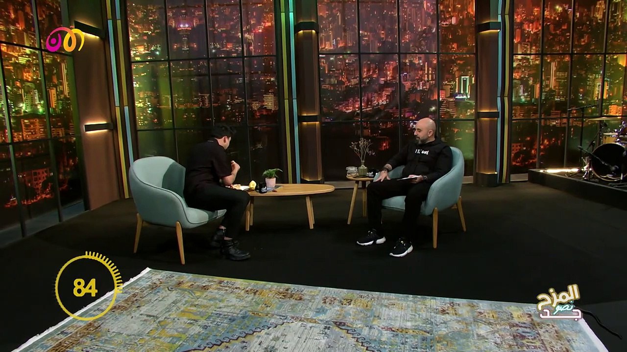 باريش دادا ينفذ تحدي هشام حداد ويفر هارباً خوفًا منه  