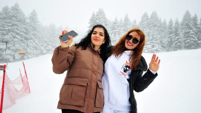 Uludağ’a nisan ayında kar yağdı