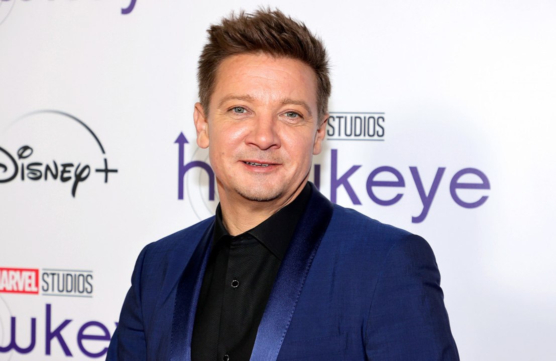 Jeremy Renner admet avoir été très 'chanceux"'après son accident de chasse-neige