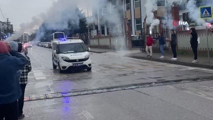 Kavga ihbarına giden polislere sürpriz