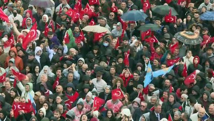 كيليتش دار أوغلو مرشح المعارضة التركية للرئاسة يعد مناصريه بـ"عودة الربيع"