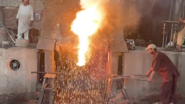 How to Make a Wheel Hub for Heavy Duty Truck with Complete Processing of CASTING, MACHINING & HOLING