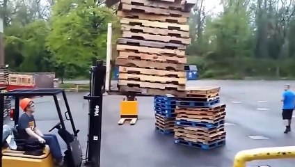 À voir! Les pires erreurs des employés filmées