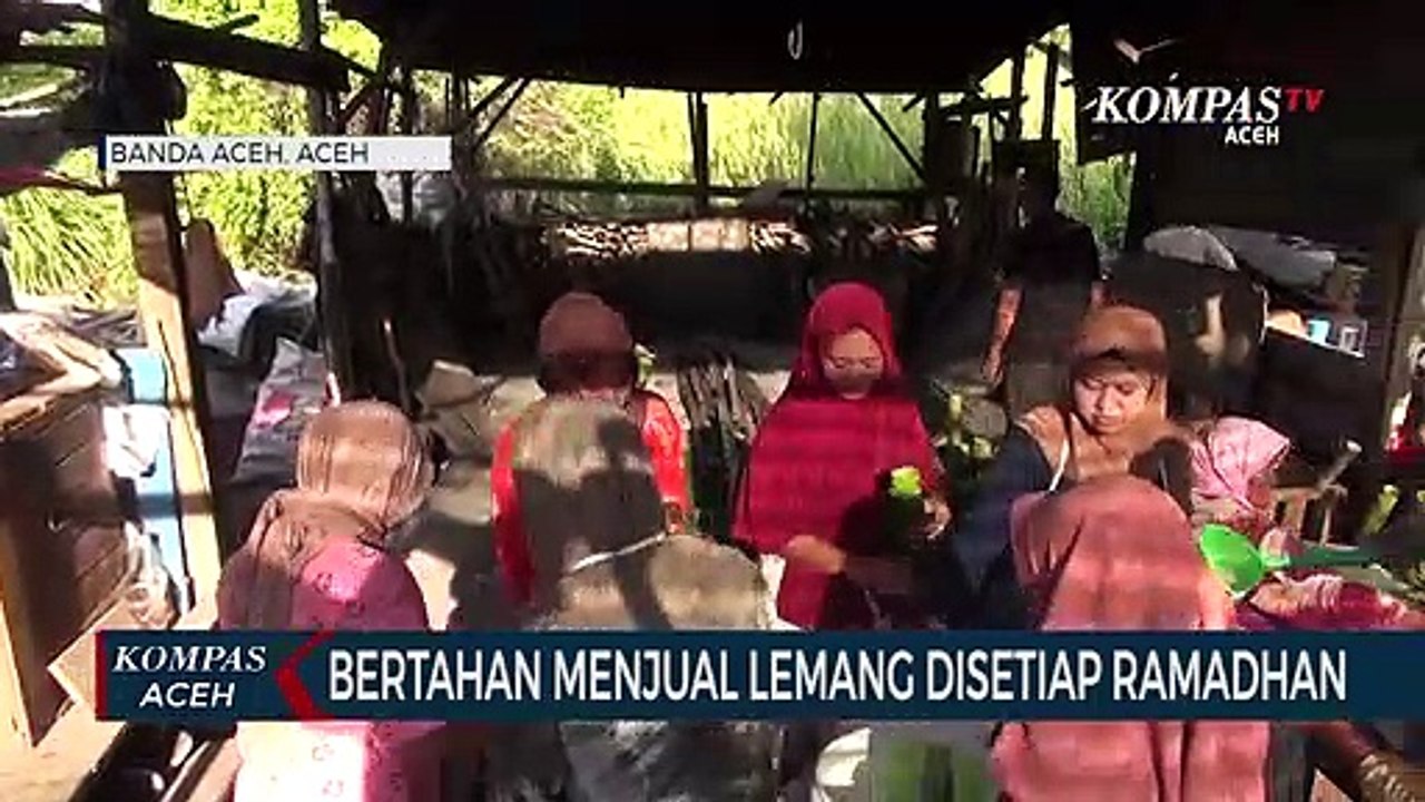 Pembuat Lemang yang Masih Bertahan di Setiap Bulan Ramadan